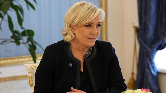 Marine_Le_Pen_(2017-03-24)_01-2