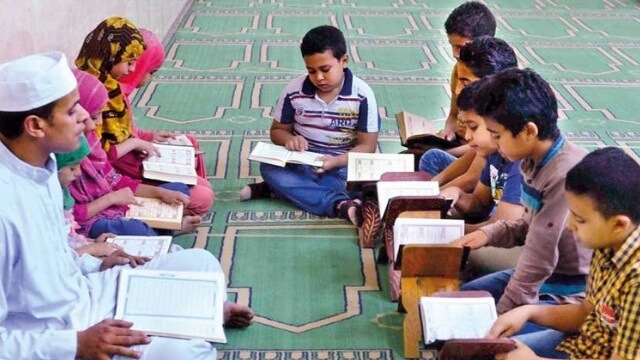 Koranskola muslimer koranen moske