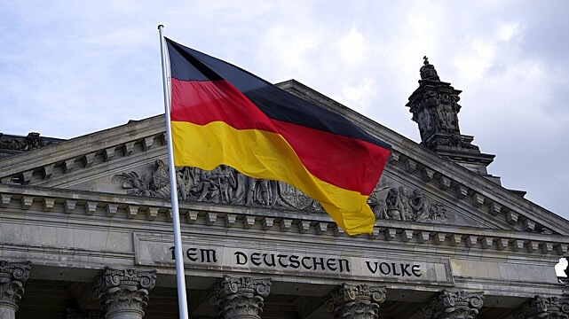 tyskland berlin flagga
