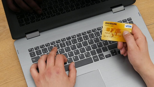 laptop dator bank kort kredit