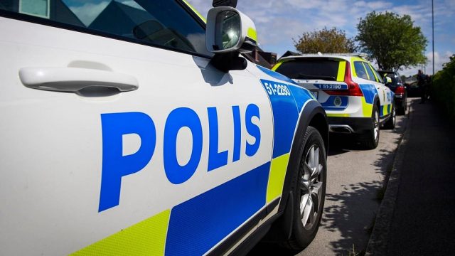 Artikelbild för artikeln: Tre ihjälskjutna vid frisörsalong i Uppsala