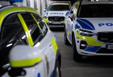 Artikelbild för artikeln: Falska poliser trängde in i bostad - fängslade och rånade 80-åring