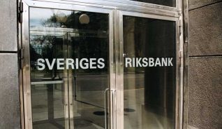 Artikelbild för artikeln Riksbanken lämnar räntan oförändrad