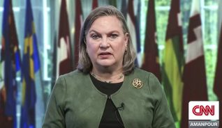 Artikelbild för artikeln: Nuland: "Måste komma ihåg" att pengarna som skickas till Ukraina går till USA:s vapenindustri